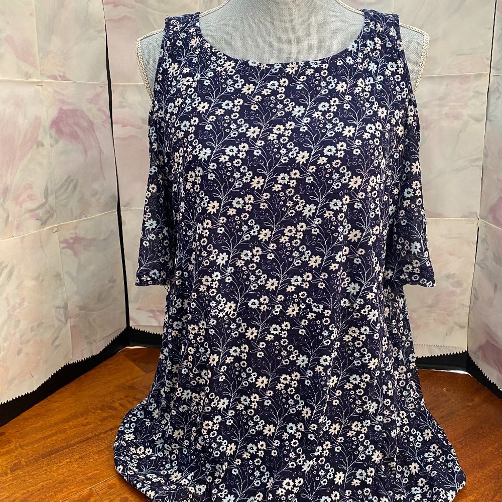 Women's cold shoulder top